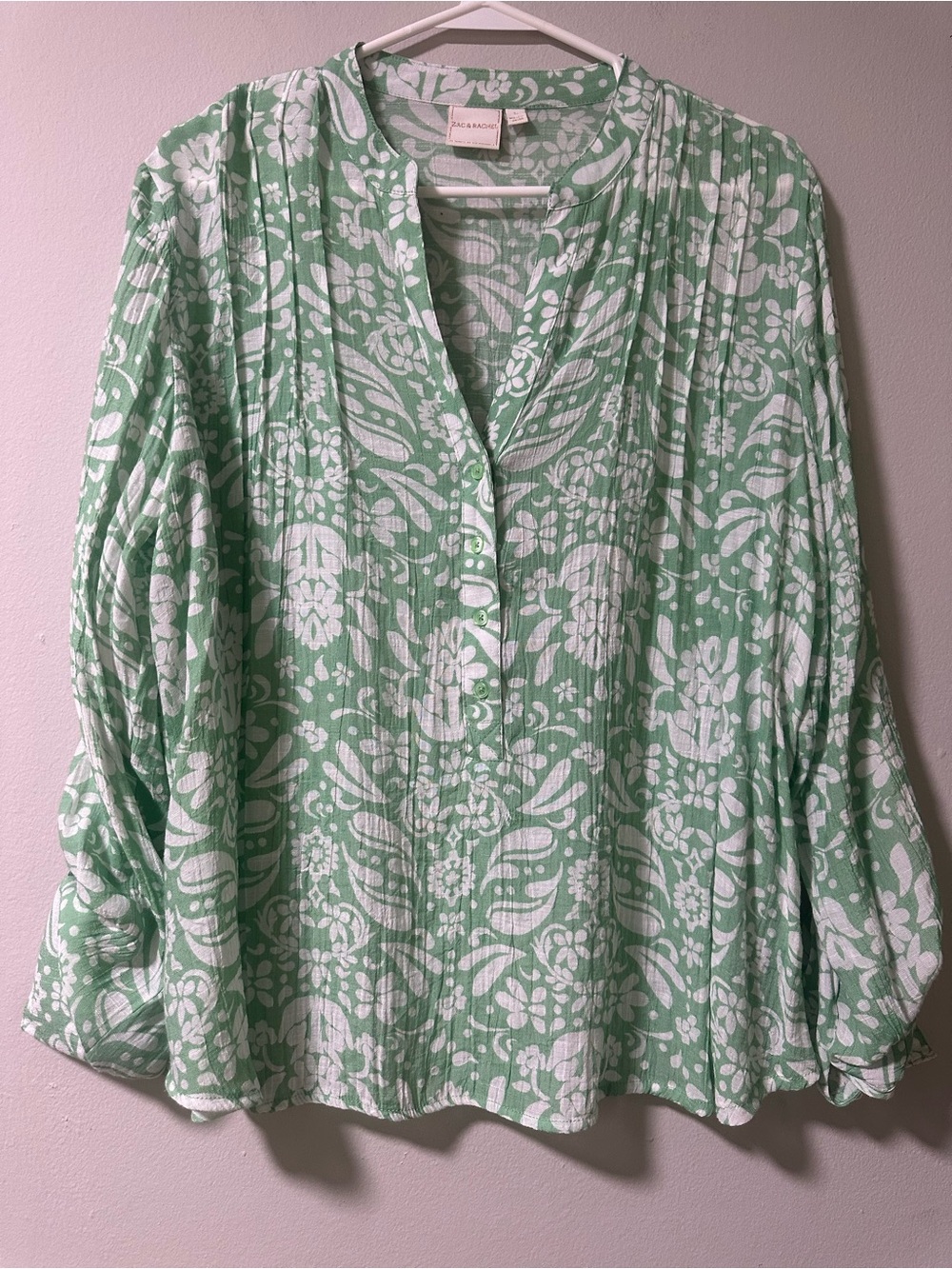Zac & Rachel Mint Green and White Floral Button-Front Blouse